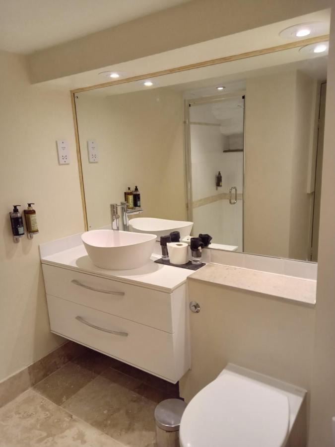 Dorian House Boutique B&B - Free Parking! Бат Екстериор снимка