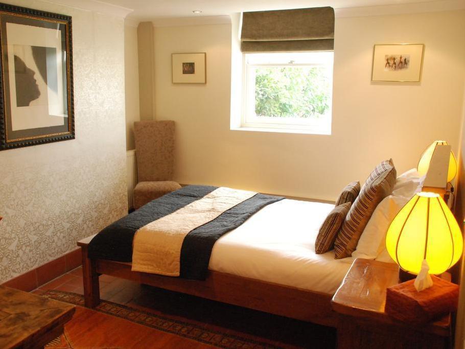 Dorian House Boutique B&B - Free Parking! Бат Екстериор снимка A bedroom at the hotel