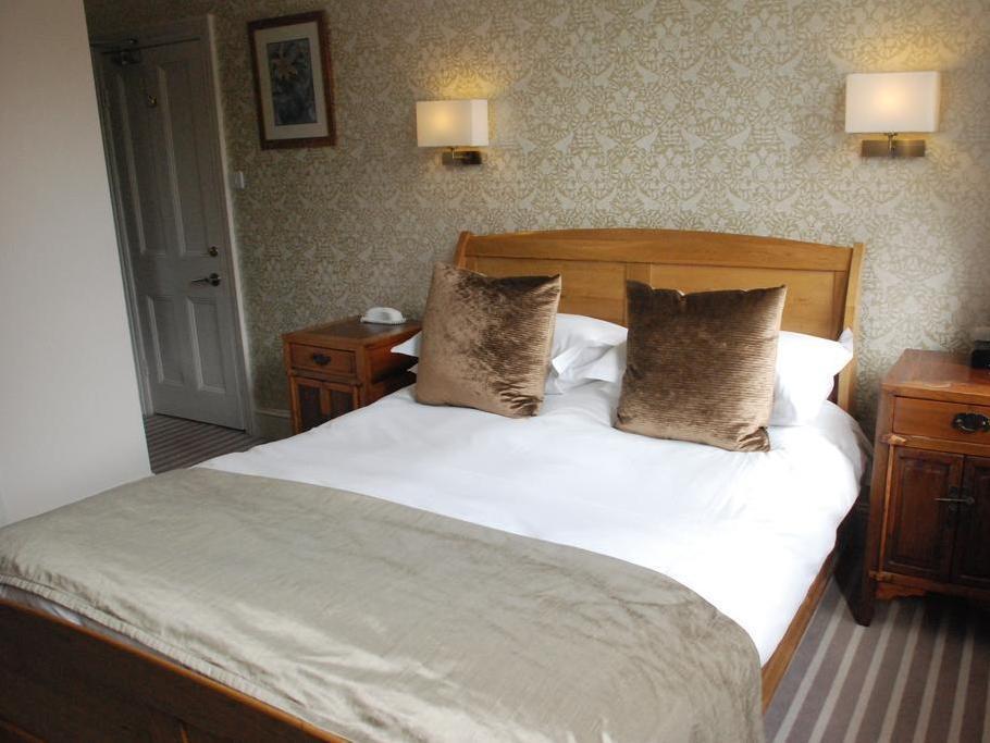 Dorian House Boutique B&B - Free Parking! Бат Екстериор снимка A bedroom at the hotel